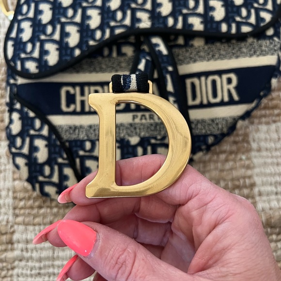 Christian Dior saddle bag - Picture 4 of 11